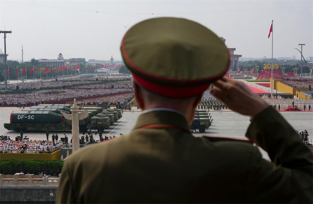 和新機(jī)電致敬9.3閱兵：以專業(yè)精神服務(wù)民生，與祖國共奮進(jìn)！